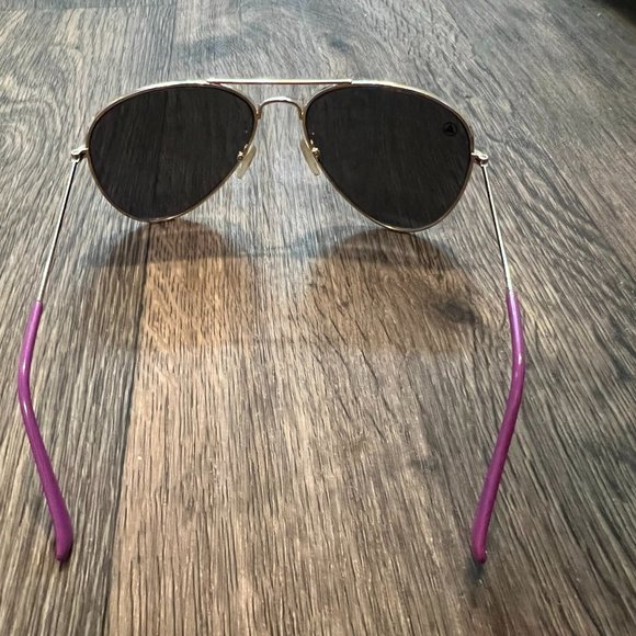 Blenders Eyewear Accessories - Blenders Sunglass , purplish/blue tinted avaitors.